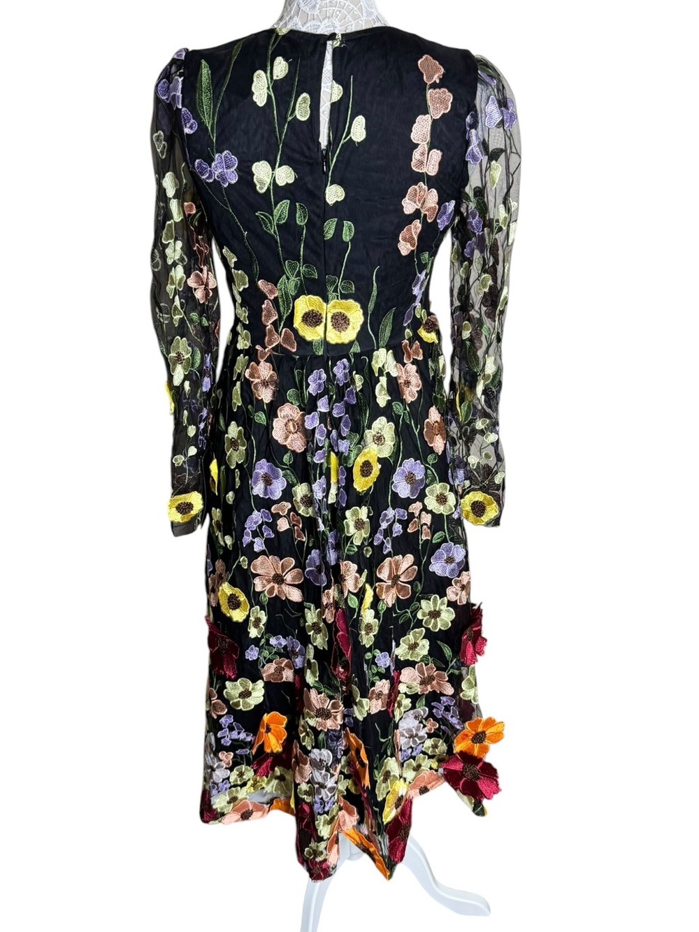 Lulu's Impressive Blossom Black 3D Floral Embroidered Midi Dress womens Medium - Picture 3 of 11